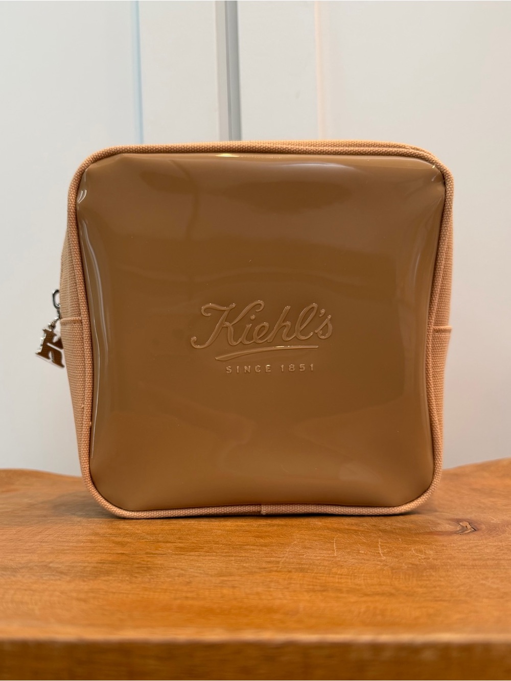 Kiehl's Since 1851 Glossy Tan Cosmetic Pouch